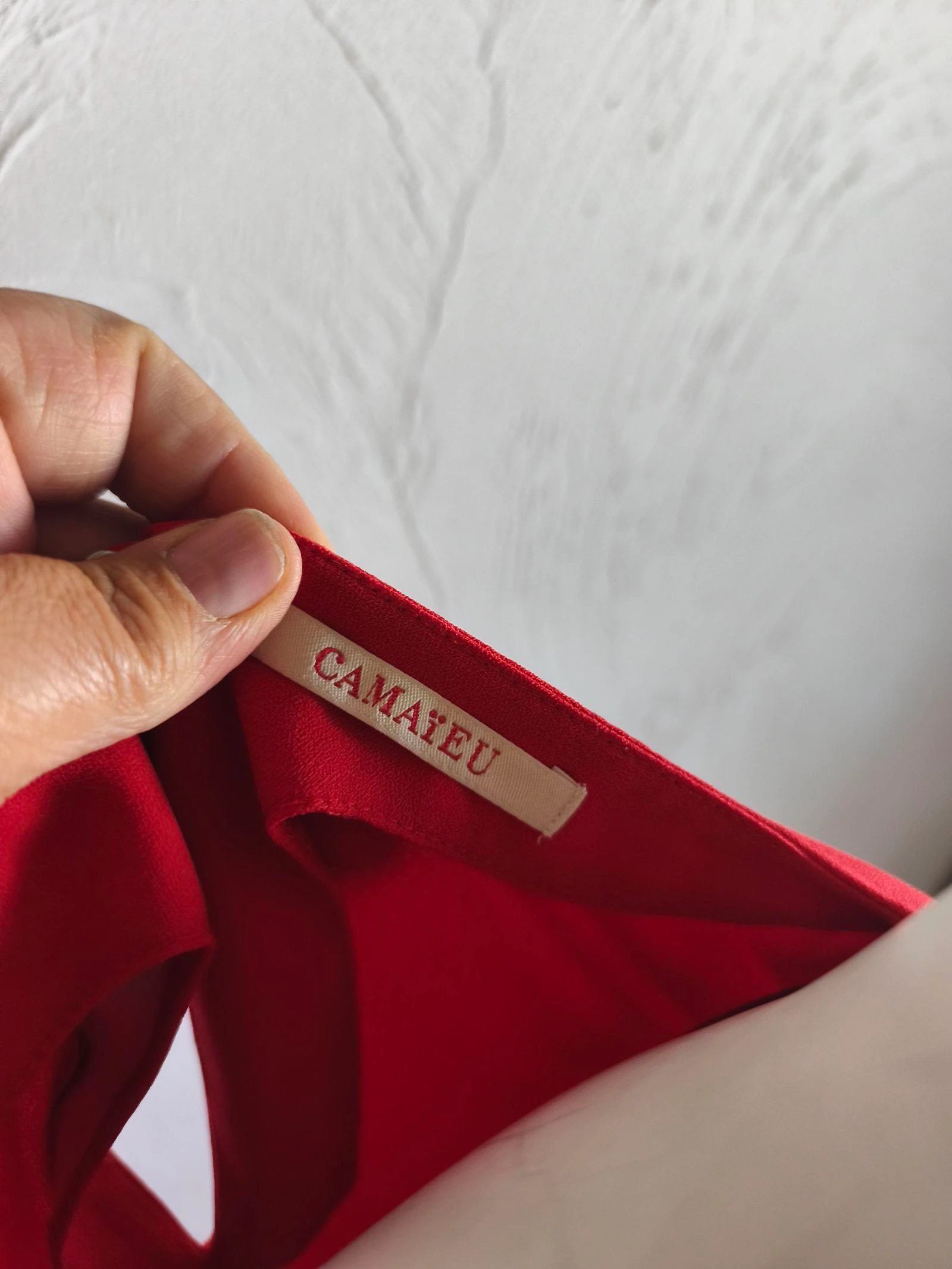 Set zwarte en rode blouses – photo 10